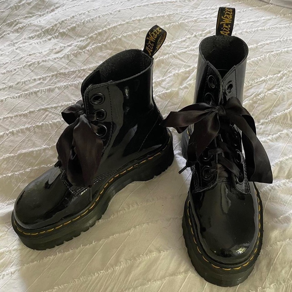 doc martens molly quad retro